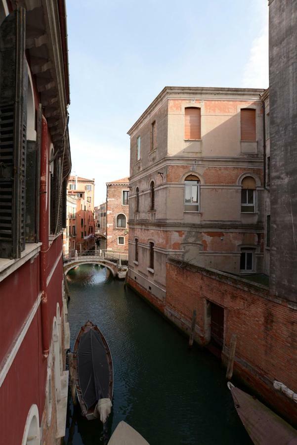 Sunny Canal A/C Wifi Apartment Venice Exterior photo